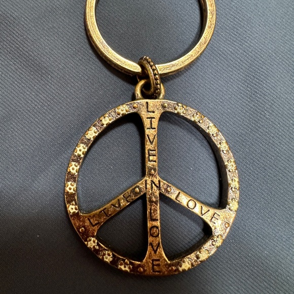 Keychain - Picture 2 of 2